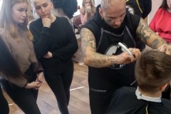 ODBORNÍK Z PRAXE, VE VÝUCE UČEBNÍHO OBORU KADEŘNÍK